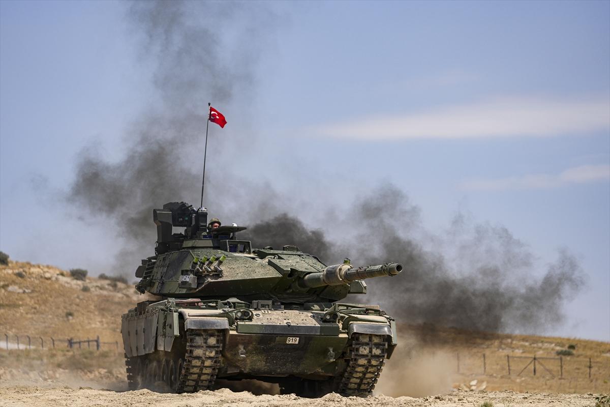 Türk tankçısının eğitiminden nefes kesen kareler