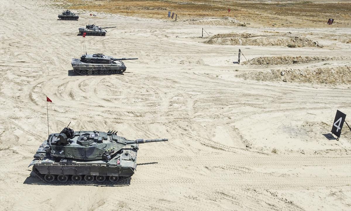 Türk tankçısının eğitiminden nefes kesen kareler