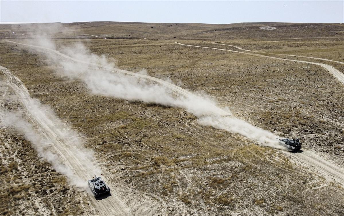 Türk tankçısının eğitiminden nefes kesen kareler
