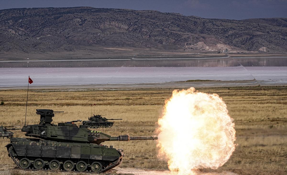 Türk tankçısının eğitiminden nefes kesen kareler