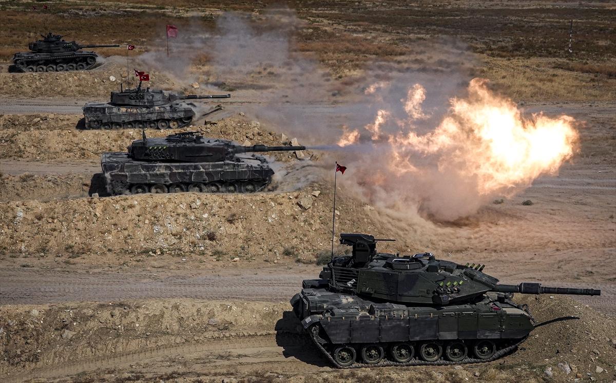 Türk tankçısının eğitiminden nefes kesen kareler