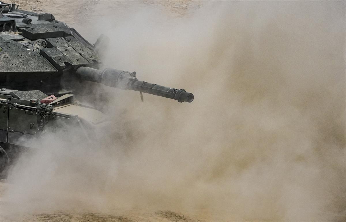 Türk tankçısının eğitiminden nefes kesen kareler