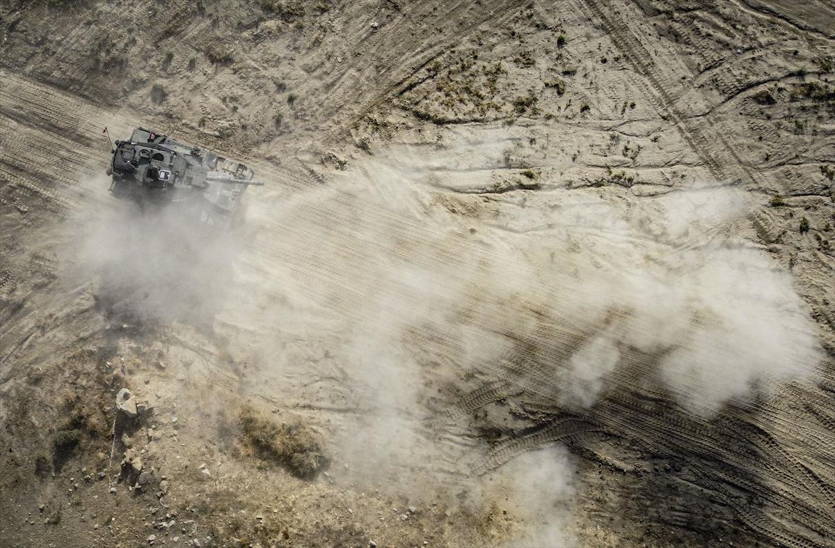 Türk tankçısının eğitiminden nefes kesen kareler