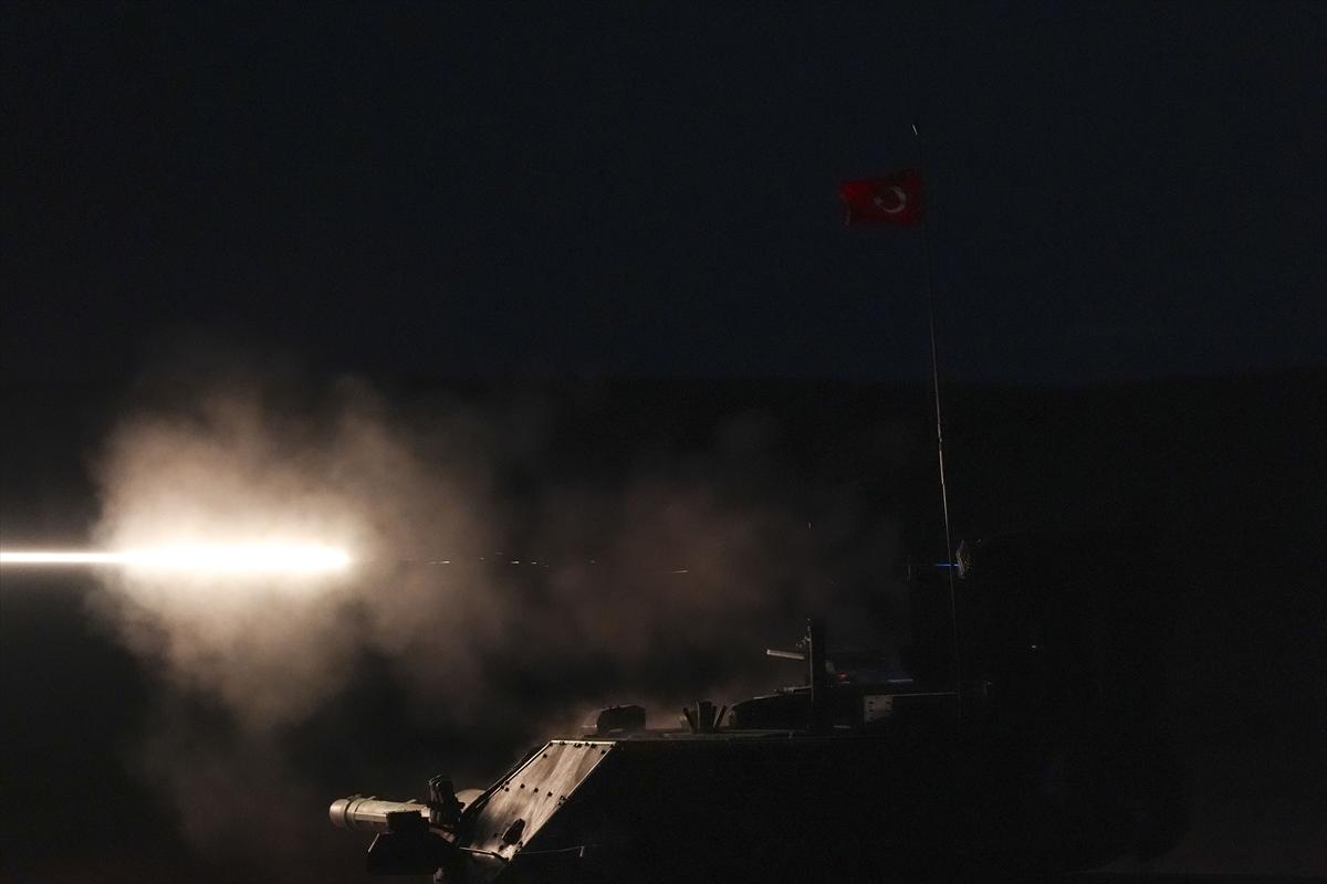 Türk tankçısının eğitiminden nefes kesen kareler