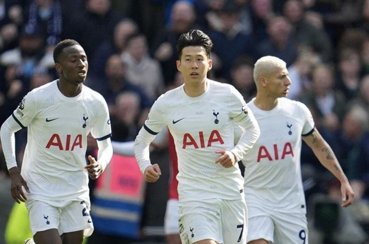 UEFA Avrupa Ligi kazanma oranları belli oldu! İlk 10'da tek Türk takımı var