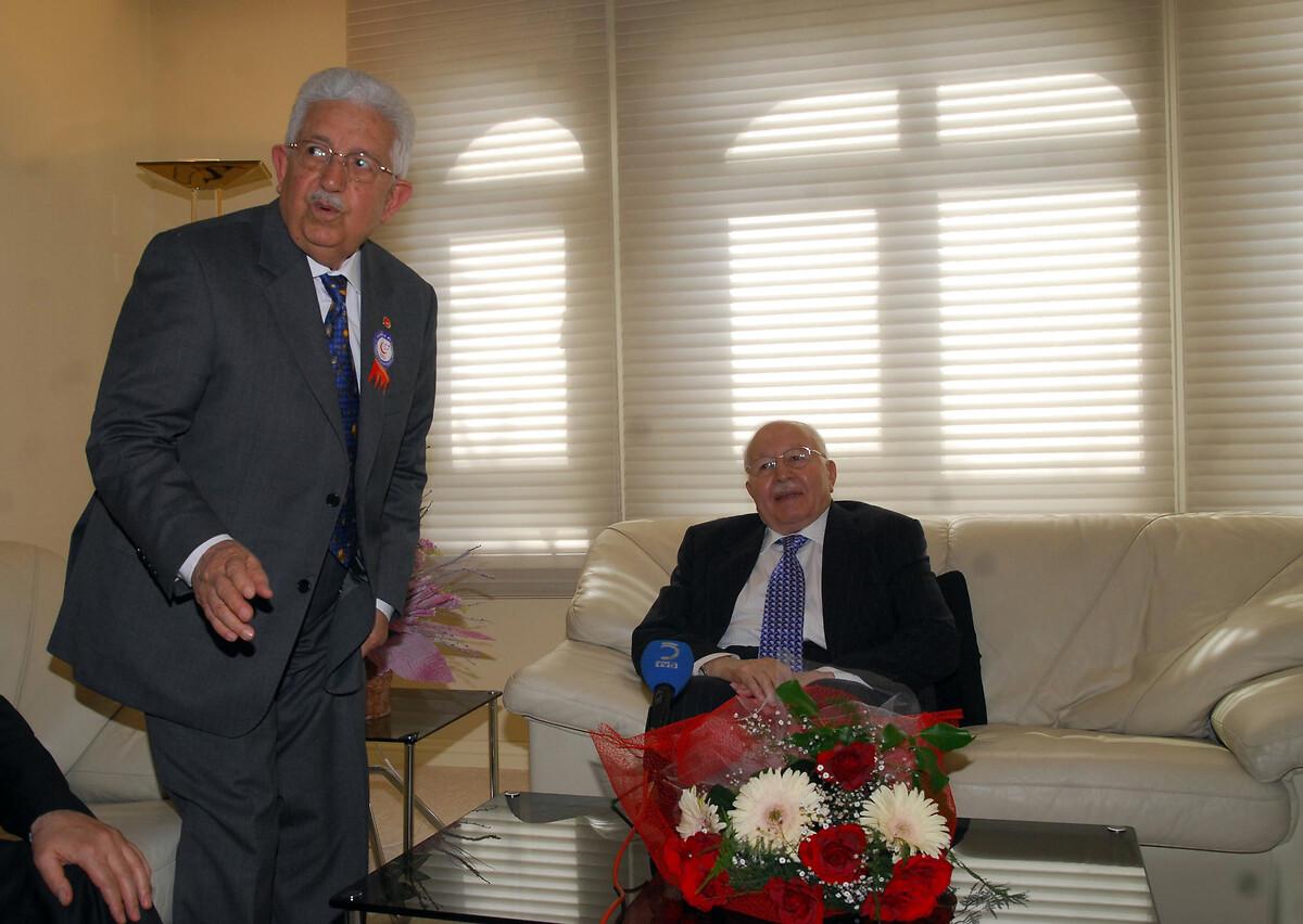 Fotoğraflarla dünden bugüne Recai Kutan