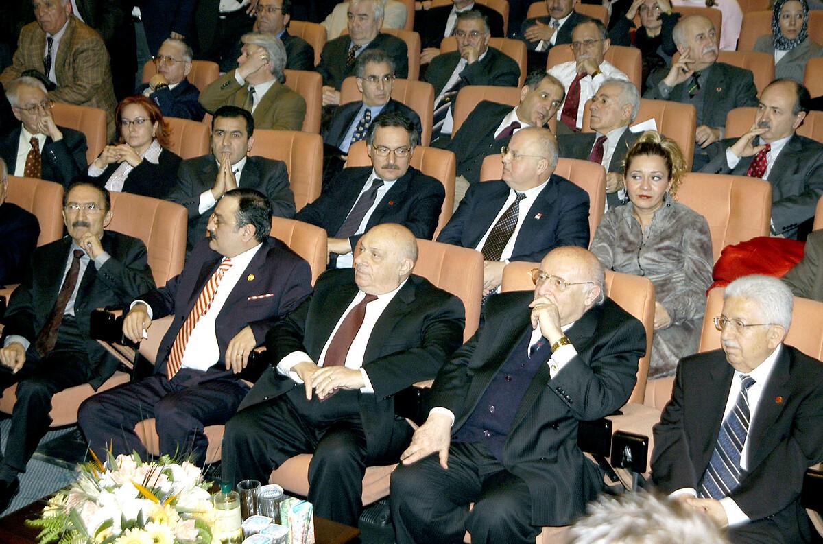 Fotoğraflarla dünden bugüne Recai Kutan