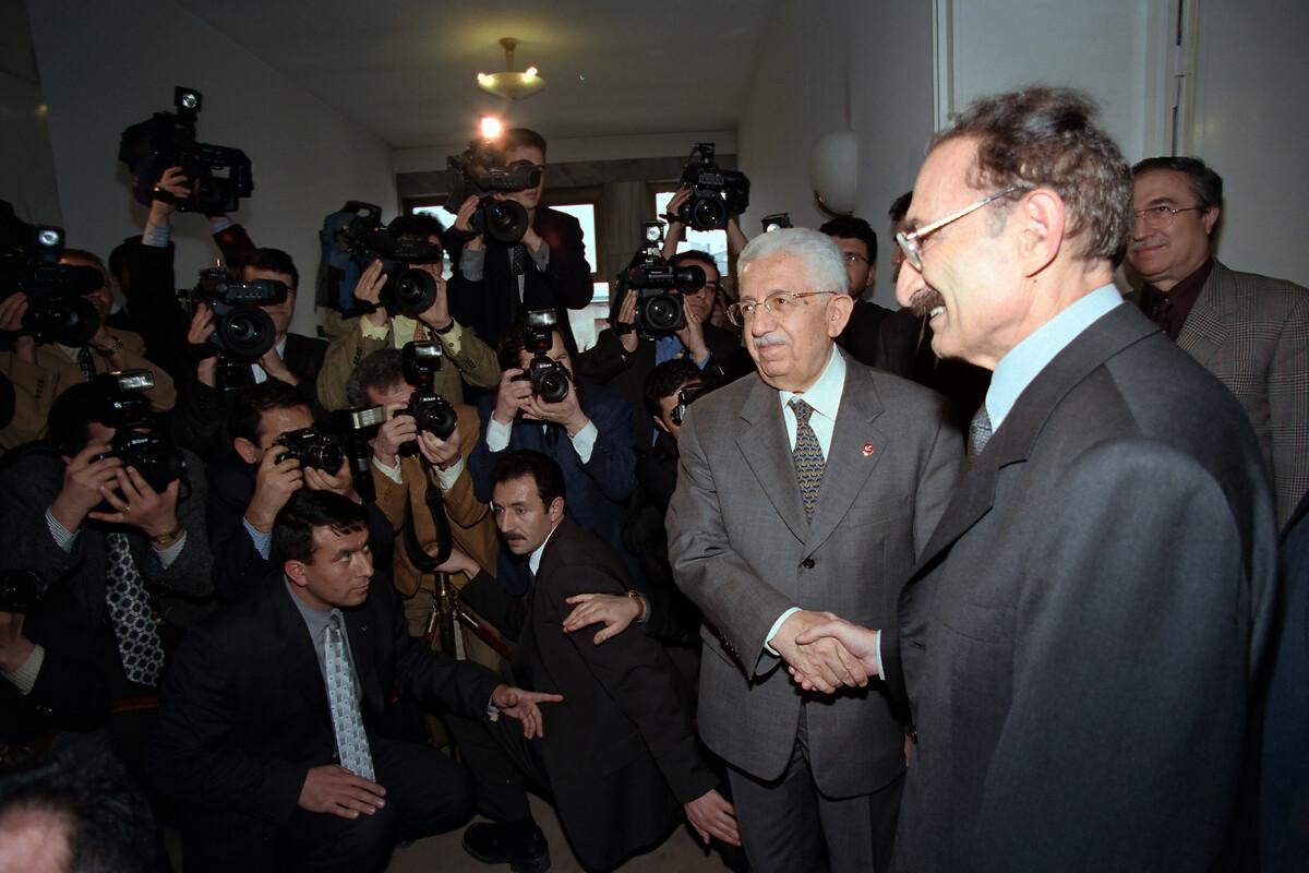 Fotoğraflarla dünden bugüne Recai Kutan