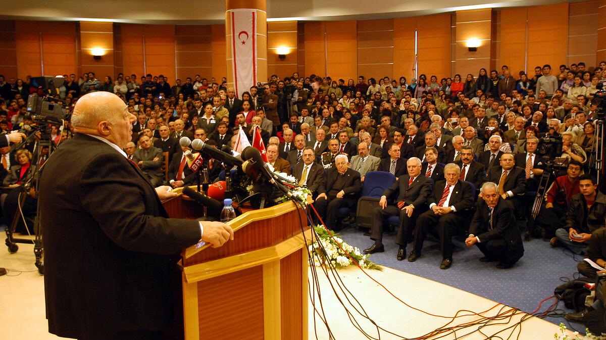 Fotoğraflarla dünden bugüne Recai Kutan
