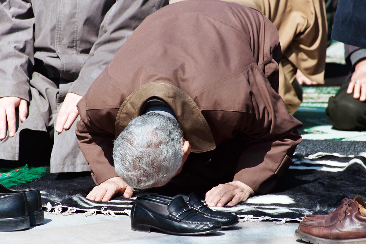 Fotoğraflarla dünden bugüne Recai Kutan