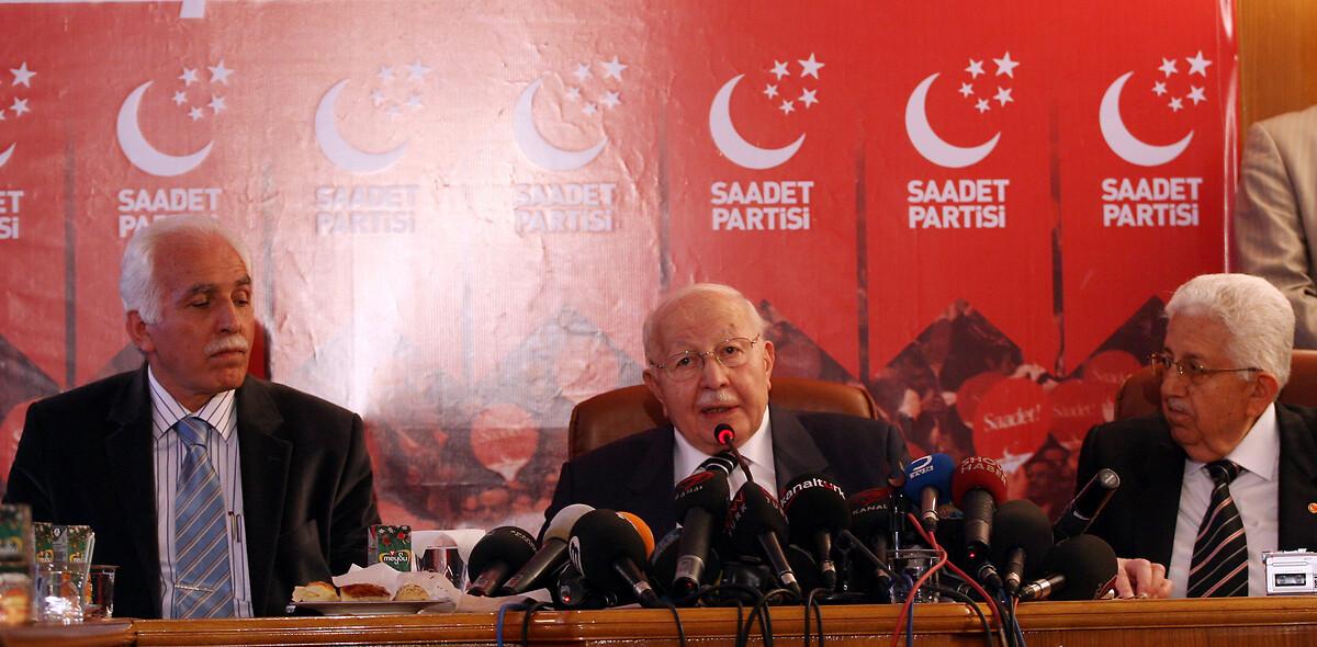 Fotoğraflarla dünden bugüne Recai Kutan