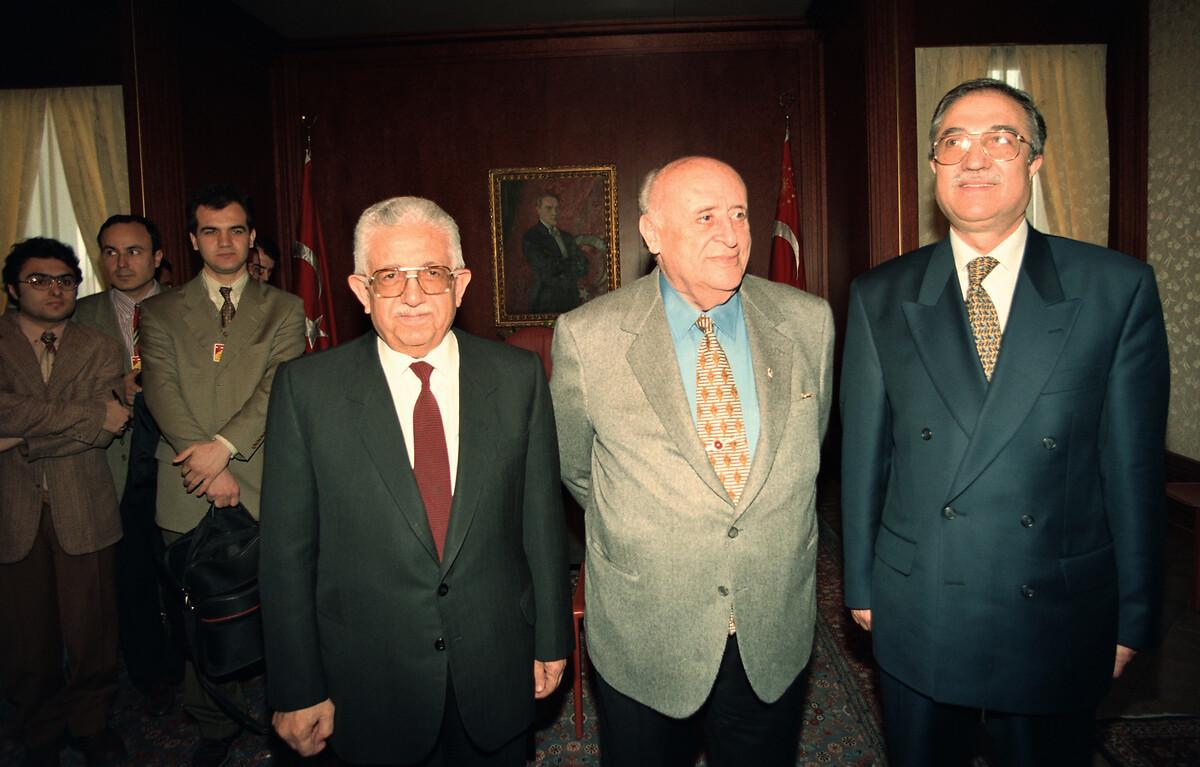 Fotoğraflarla dünden bugüne Recai Kutan