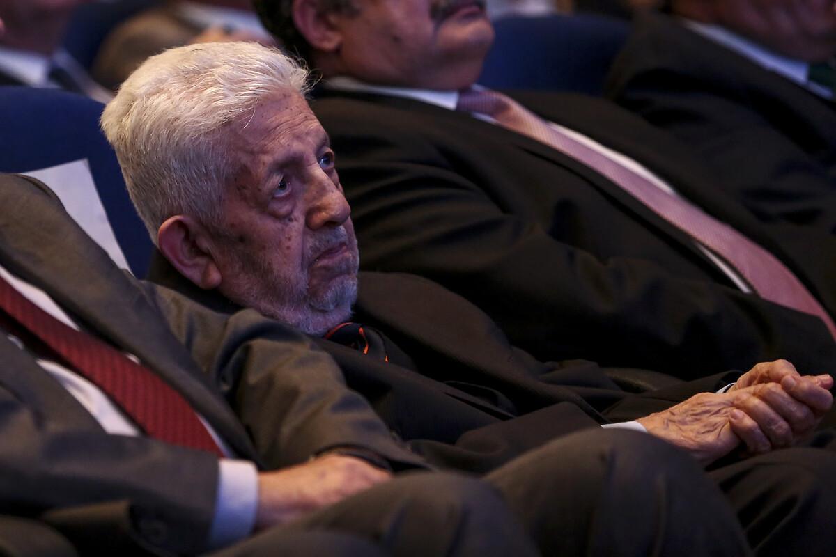 Fotoğraflarla dünden bugüne Recai Kutan