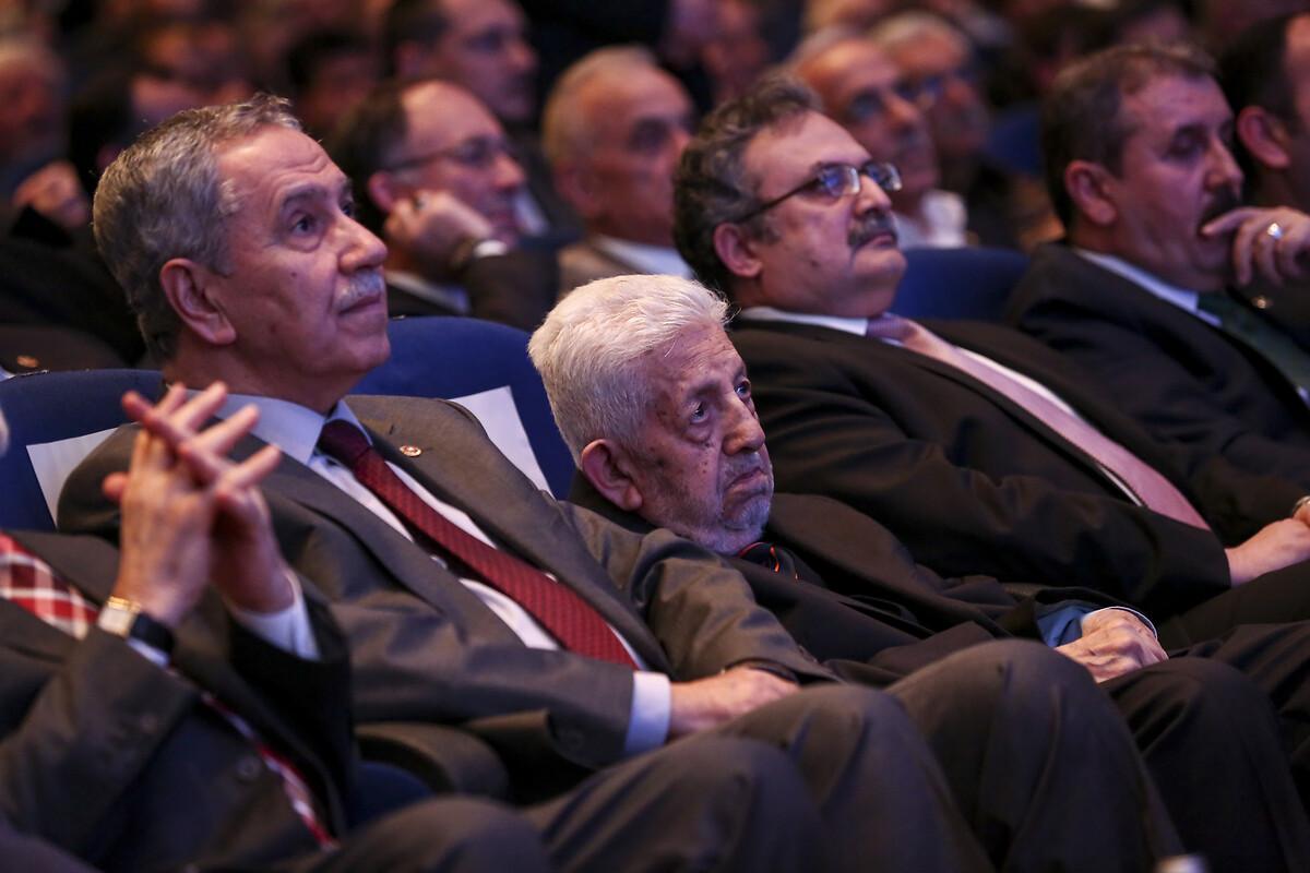 Fotoğraflarla dünden bugüne Recai Kutan