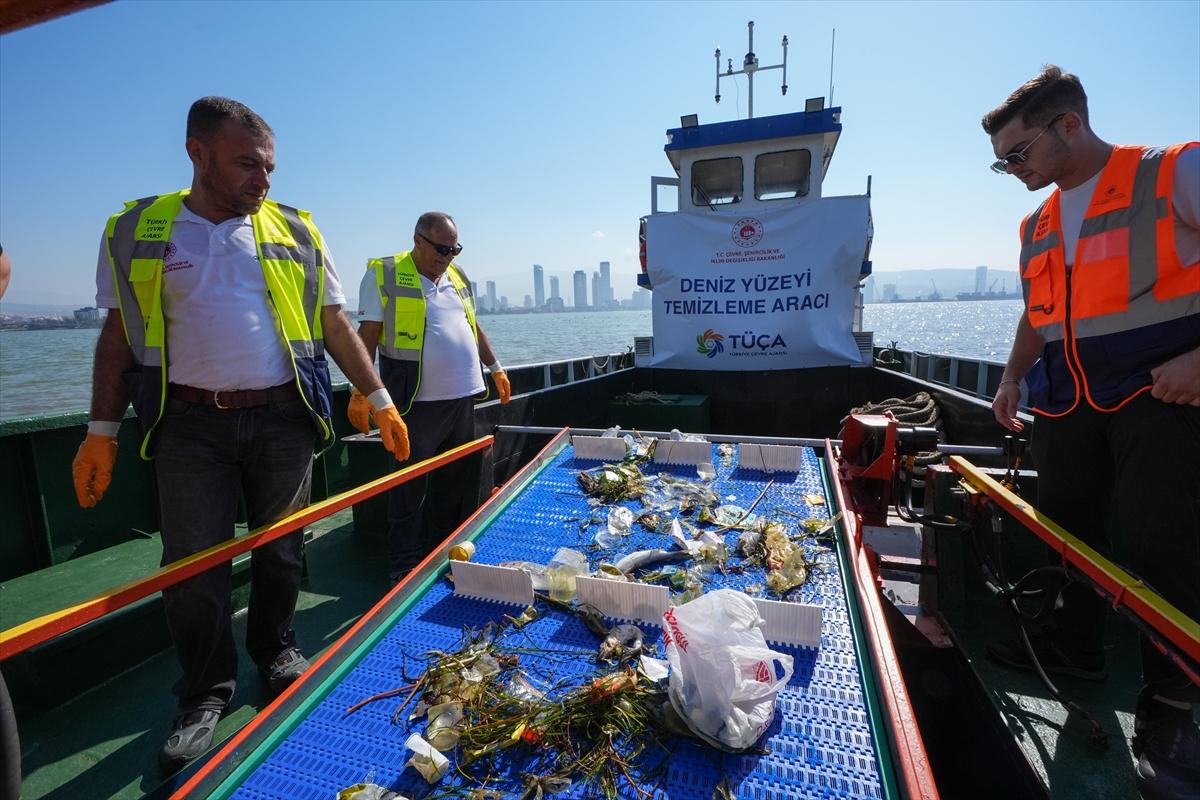 İzmir Körfezi'nin temizlenmesi için ilk adım atıldı