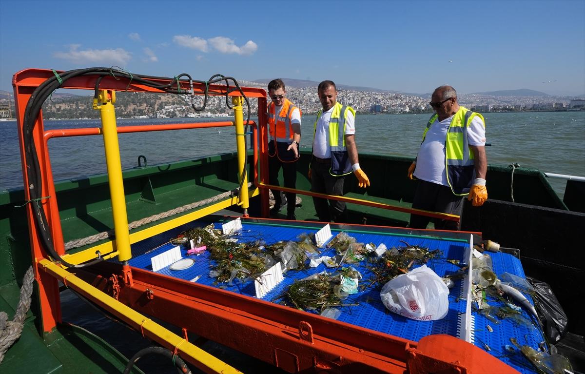 İzmir Körfezi'nin temizlenmesi için ilk adım atıldı