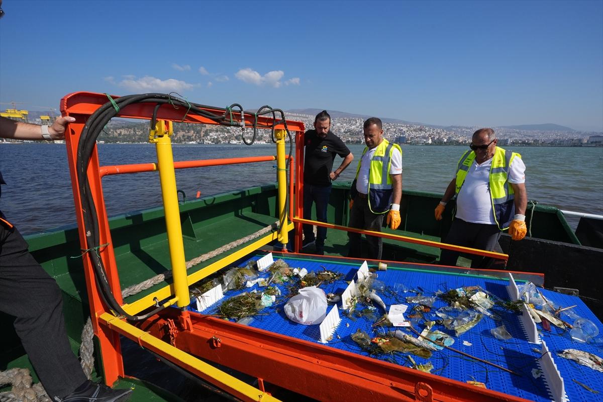 İzmir Körfezi'nin temizlenmesi için ilk adım atıldı