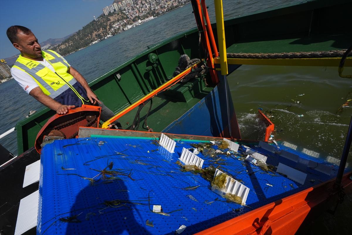 İzmir Körfezi'nin temizlenmesi için ilk adım atıldı