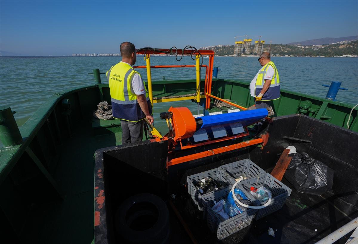İzmir Körfezi'nin temizlenmesi için ilk adım atıldı