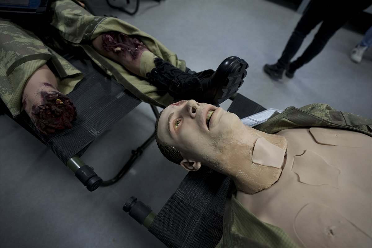 TSK'nın göz bebeği 'bordo bereliler' hayat kurtaran eğitimler alıyor