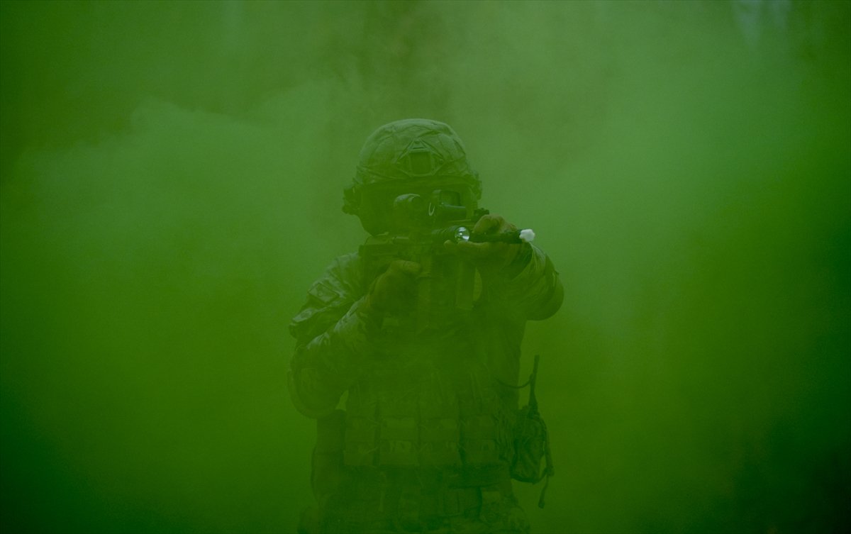 TSK'nın göz bebeği 'bordo bereliler' hayat kurtaran eğitimler alıyor