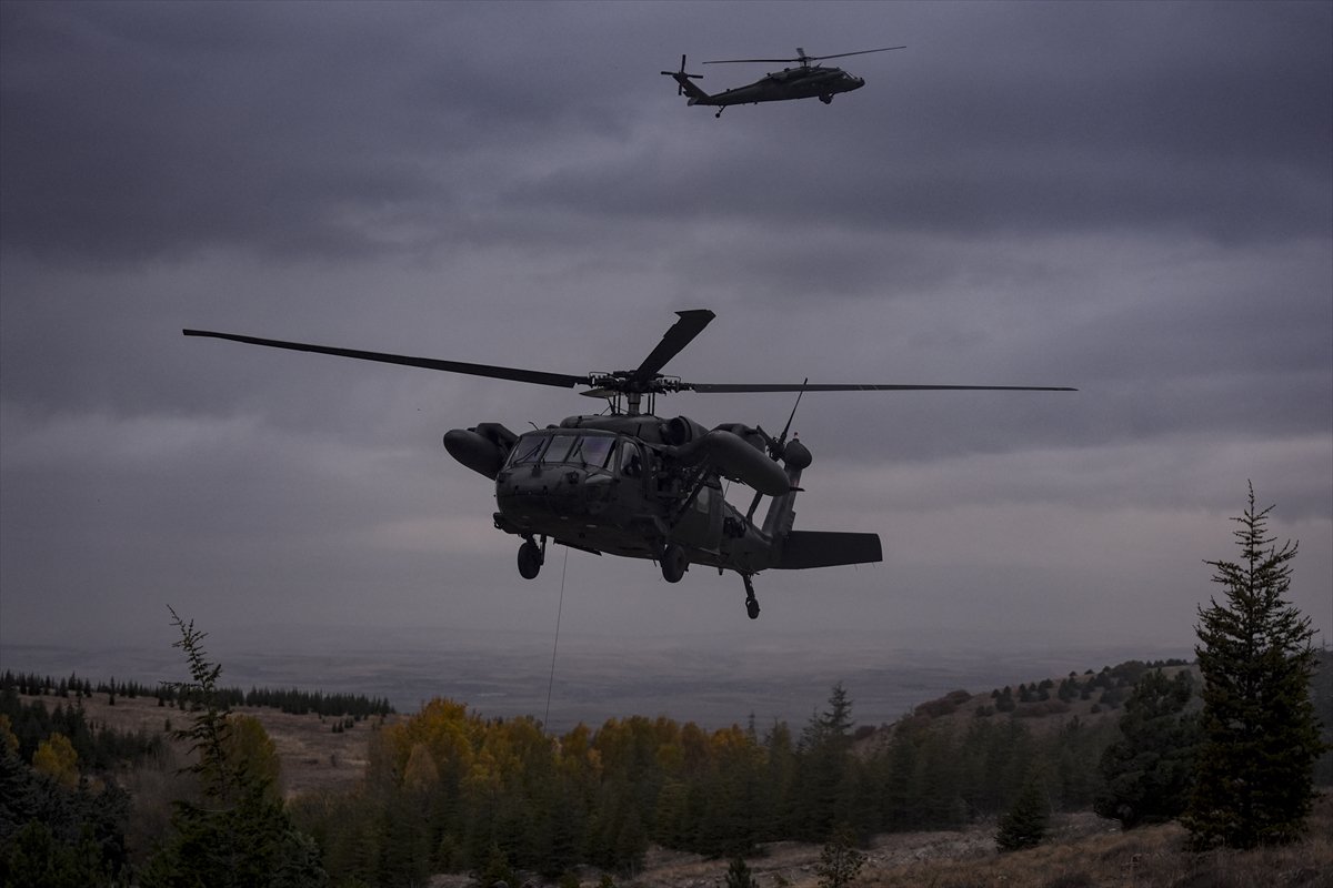 TSK'nın göz bebeği 'bordo bereliler' hayat kurtaran eğitimler alıyor