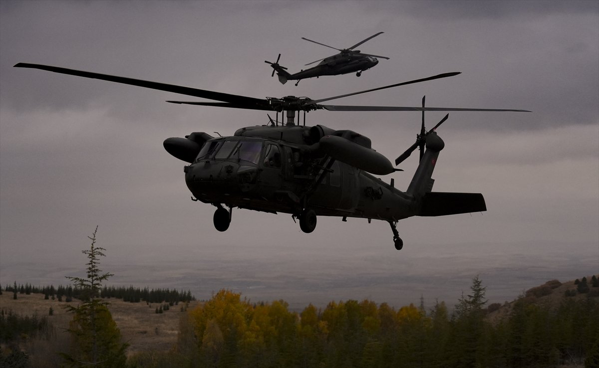 TSK'nın göz bebeği 'bordo bereliler' hayat kurtaran eğitimler alıyor