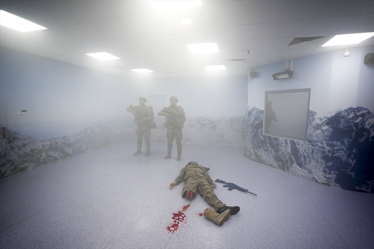 TSK'nın göz bebeği 'bordo bereliler' hayat kurtaran eğitimler alıyor