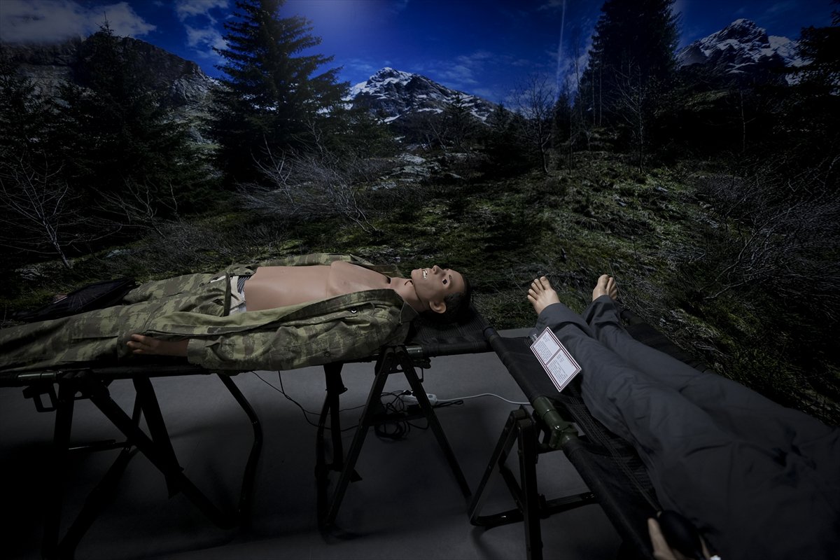 TSK'nın göz bebeği 'bordo bereliler' hayat kurtaran eğitimler alıyor