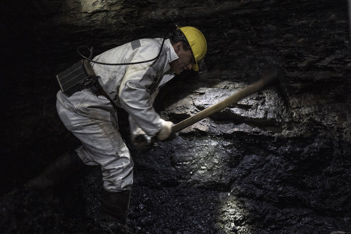 Dünya Madenciler Günü'nde Zonguldak'taki madencilerin bir günü