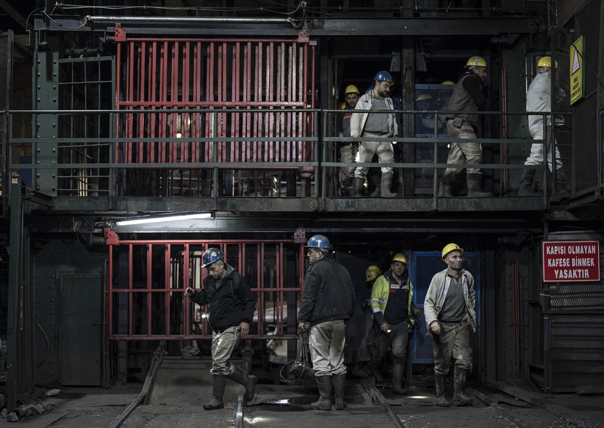 Dünya Madenciler Günü'nde Zonguldak'taki madencilerin bir günü