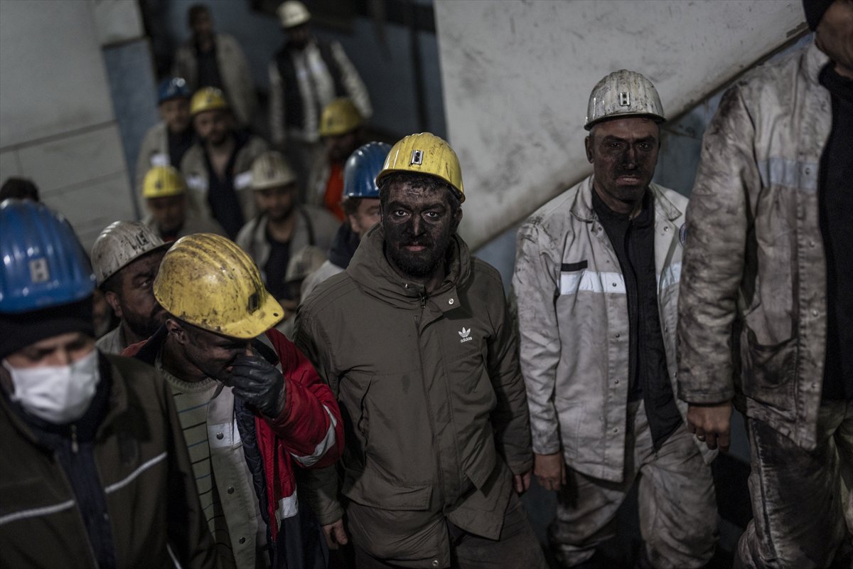 Dünya Madenciler Günü'nde Zonguldak'taki madencilerin bir günü