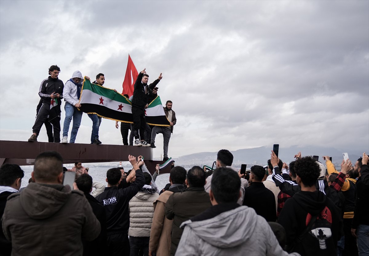 Suriyeliler Türkiye'de kutlama yapıyor