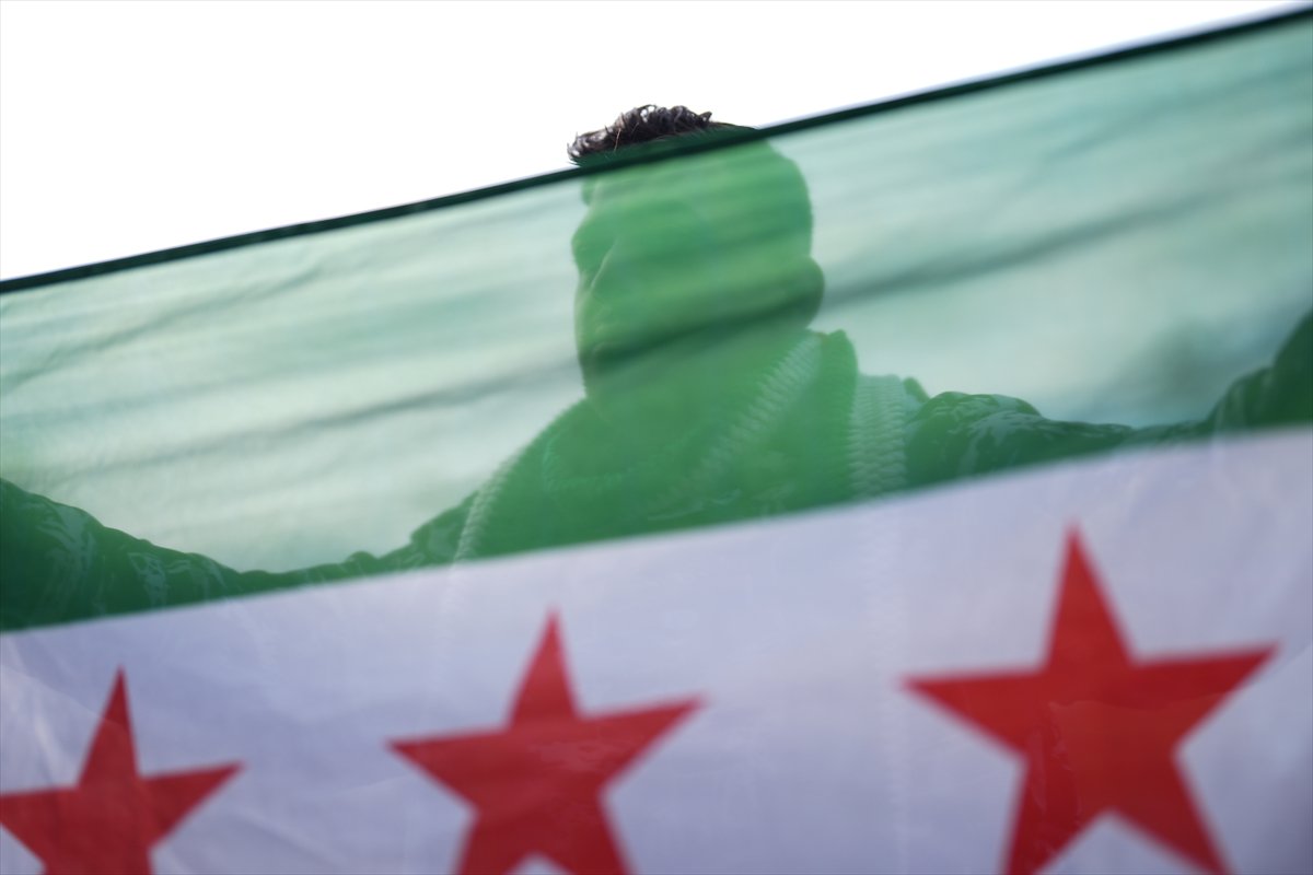 Suriyeliler Türkiye'de kutlama yapıyor