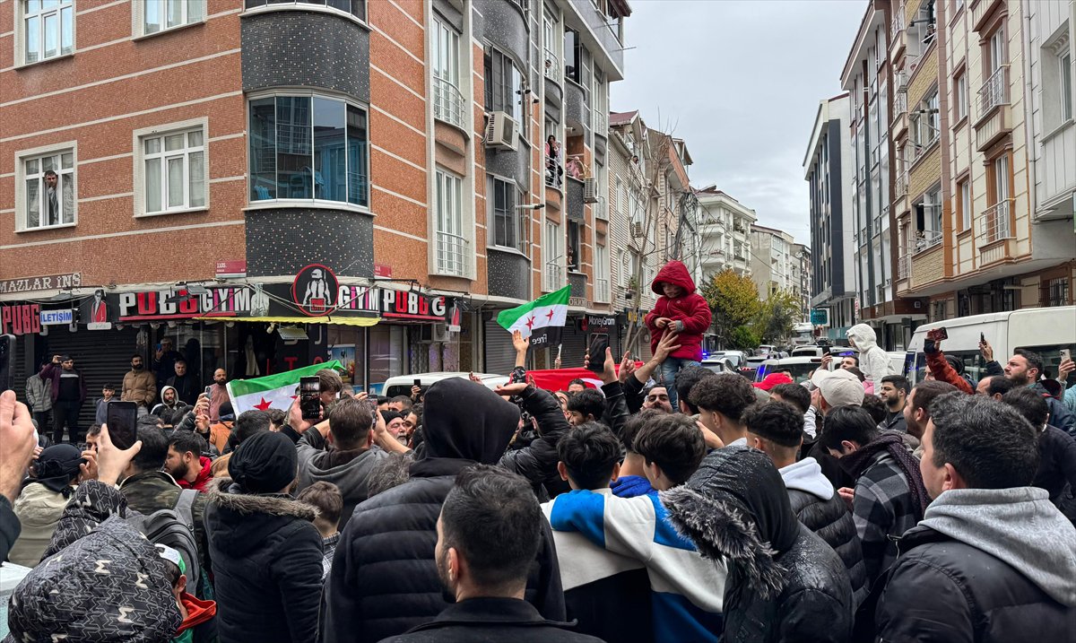 Suriyeliler Türkiye'de kutlama yapıyor