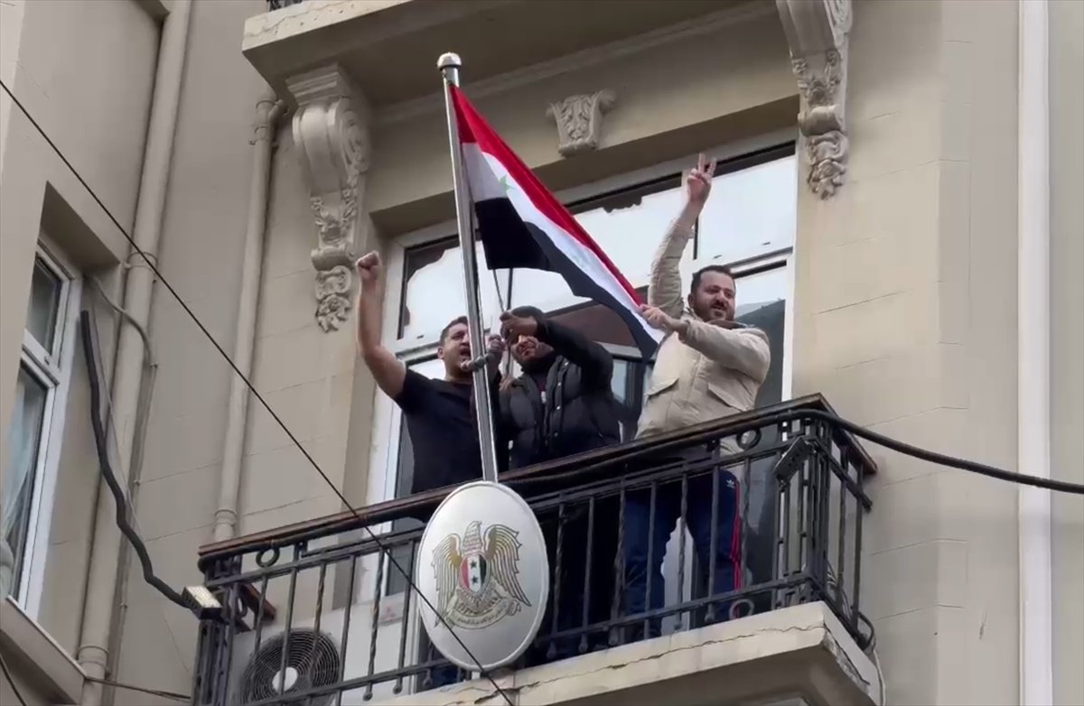 Suriyeliler Türkiye'de kutlama yapıyor