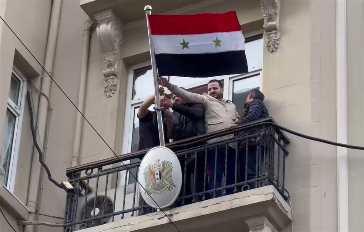 Suriyeliler Türkiye'de kutlama yapıyor