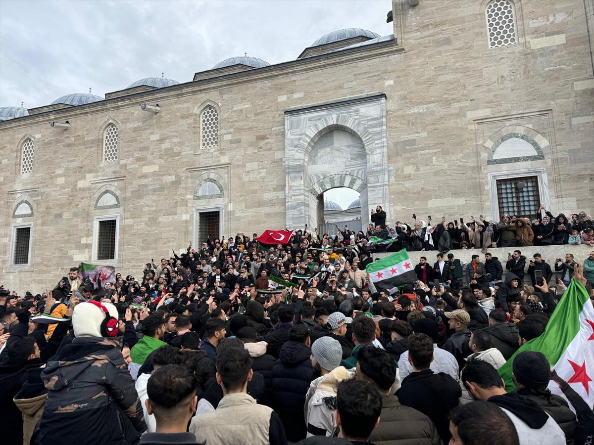 Suriyeliler Türkiye'de kutlama yapıyor