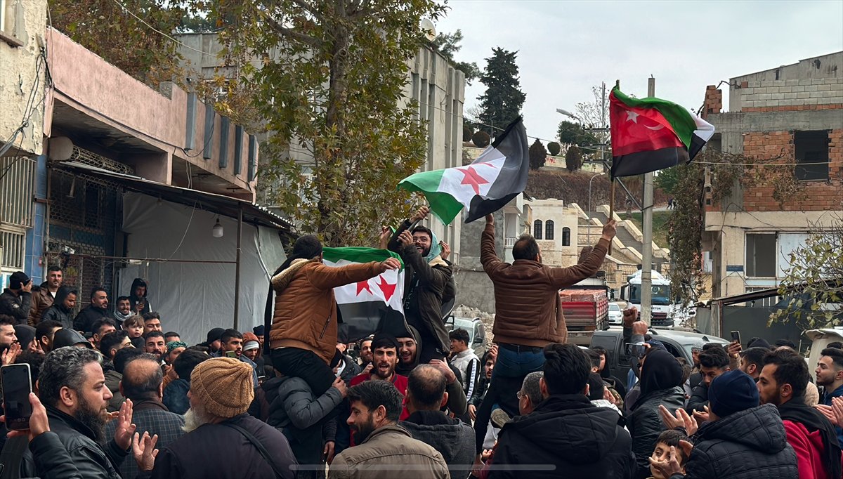 Suriyeliler Türkiye'de kutlama yapıyor