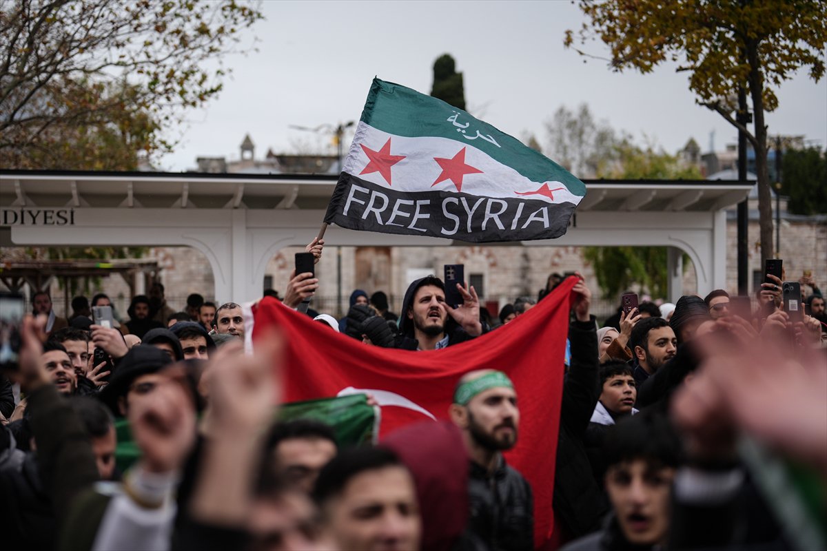 Suriyeliler Türkiye'de kutlama yapıyor