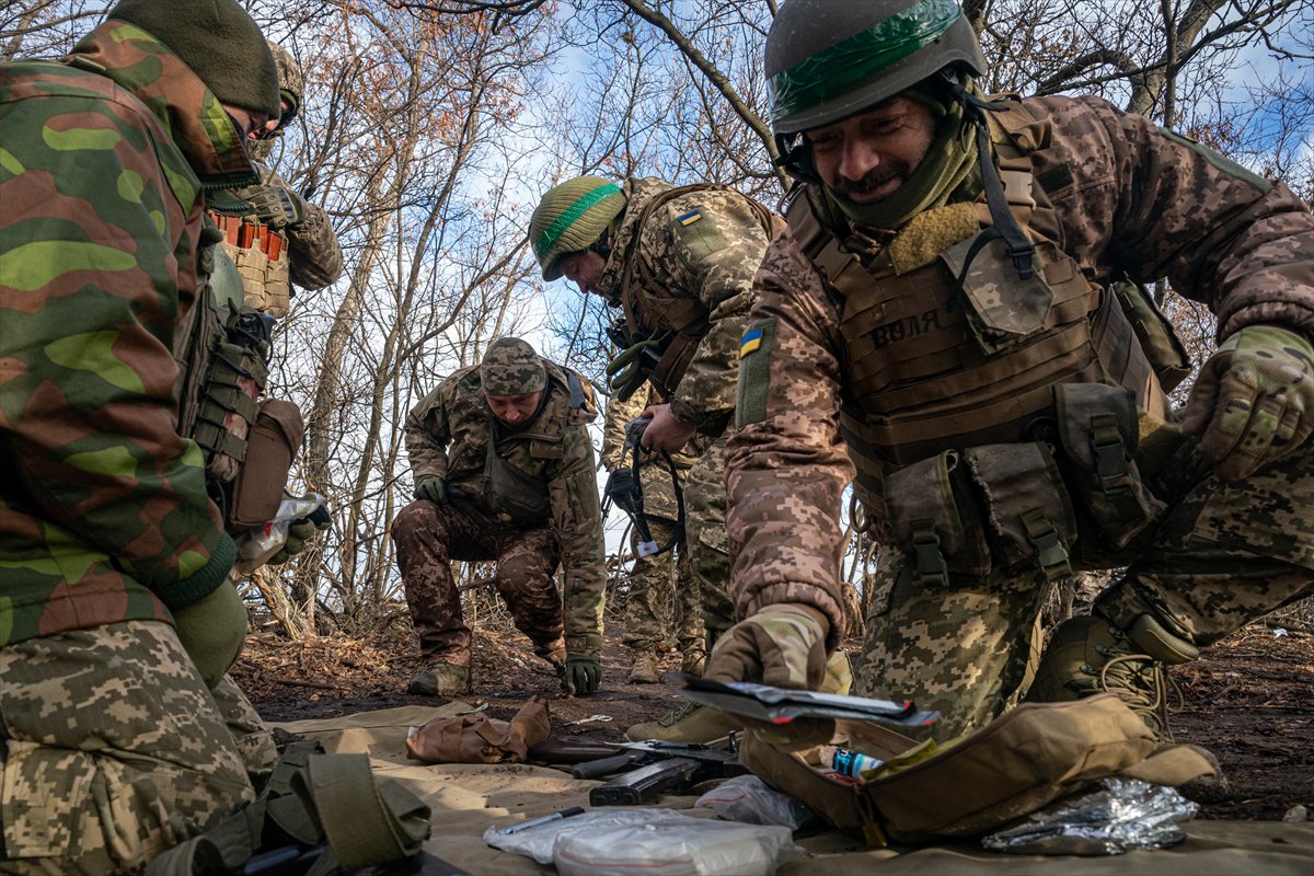 Ukrayna Ordusu'nun Donetsk Oblastı'nda askeri hareketliliği sürüyor