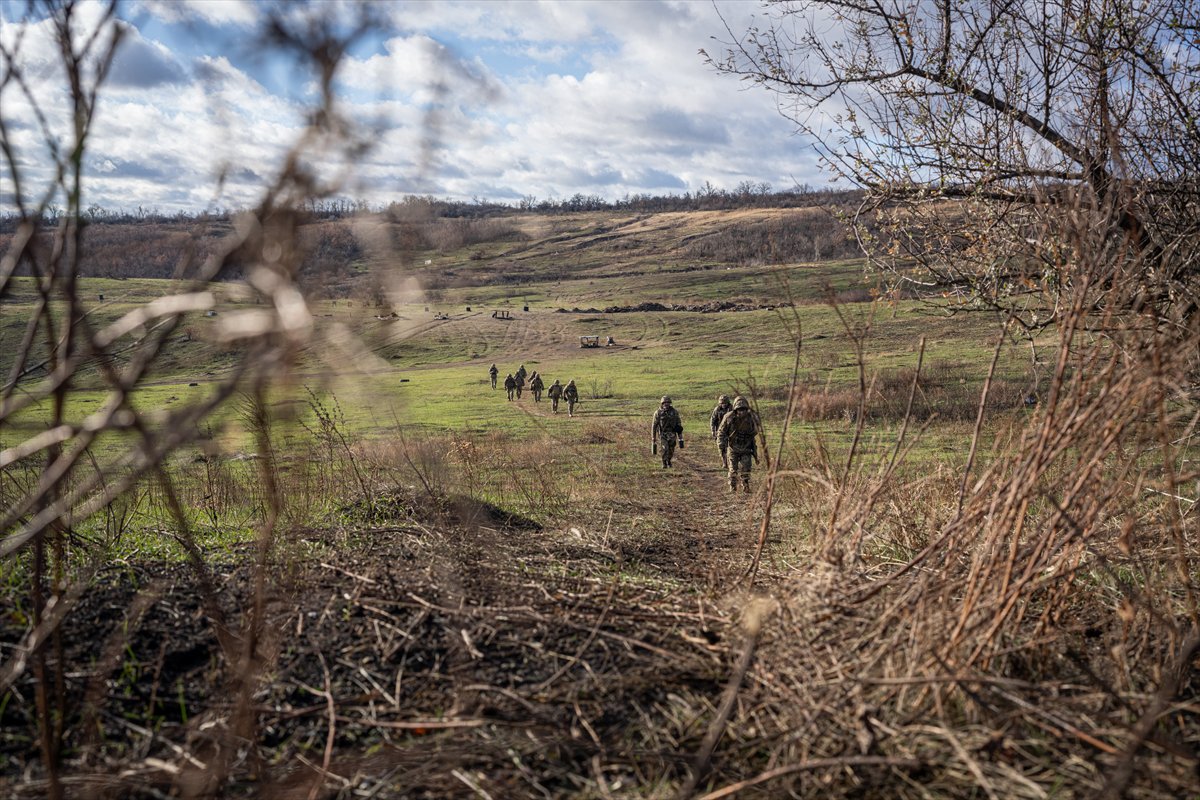 Ukrayna Ordusu'nun Donetsk Oblastı'nda askeri hareketliliği sürüyor
