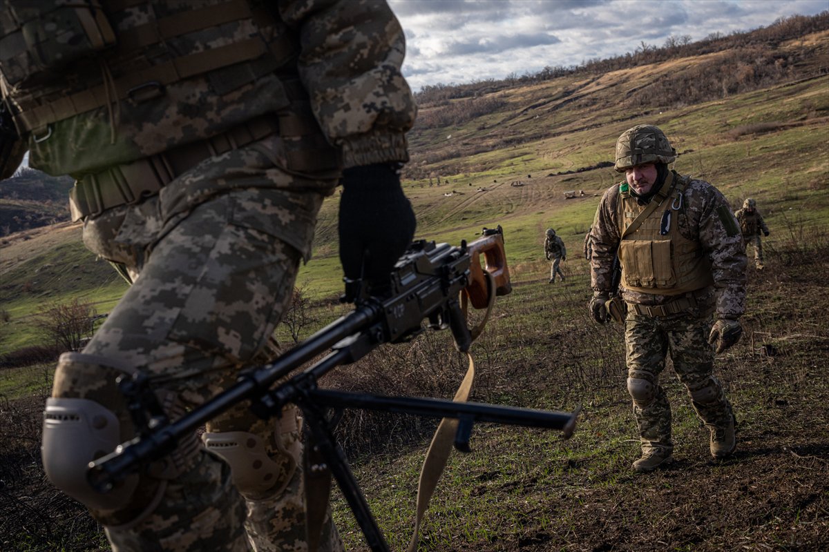 Ukrayna Ordusu'nun Donetsk Oblastı'nda askeri hareketliliği sürüyor