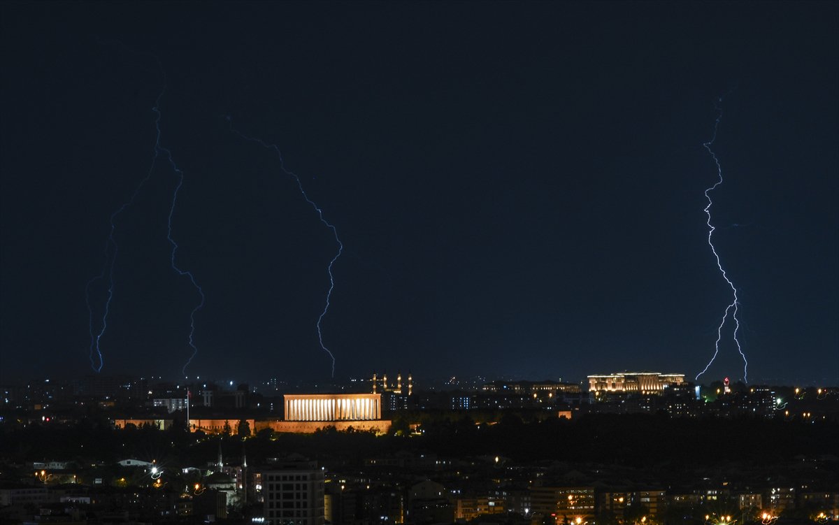 2024'ü anlatan kareler: Haber ve özgür Suriye
