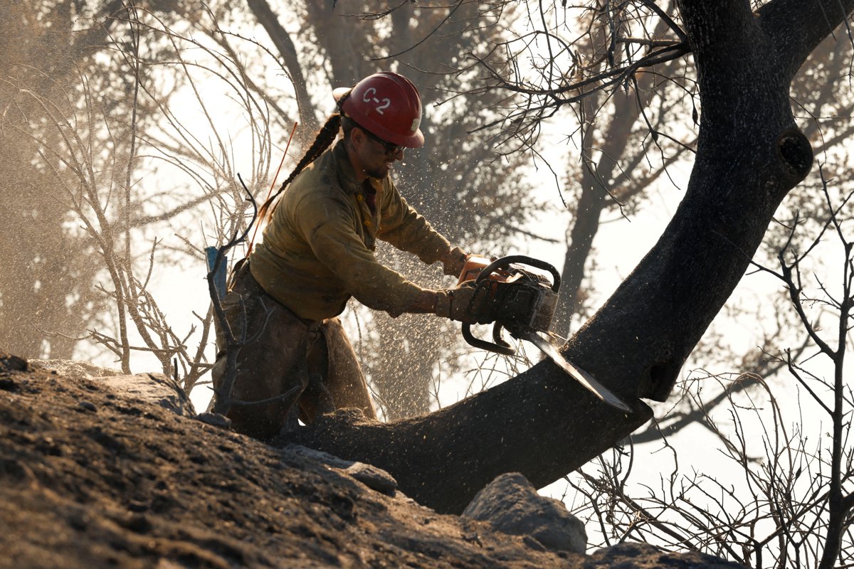 Los Angeles kabusu yaşıyor, yangınlar sönmüyor