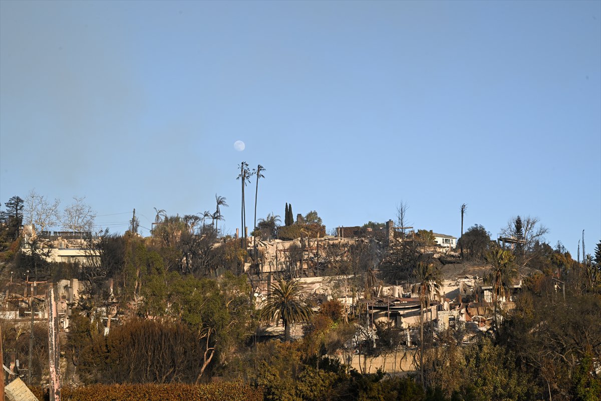Los Angeles kabusu yaşıyor, yangınlar sönmüyor
