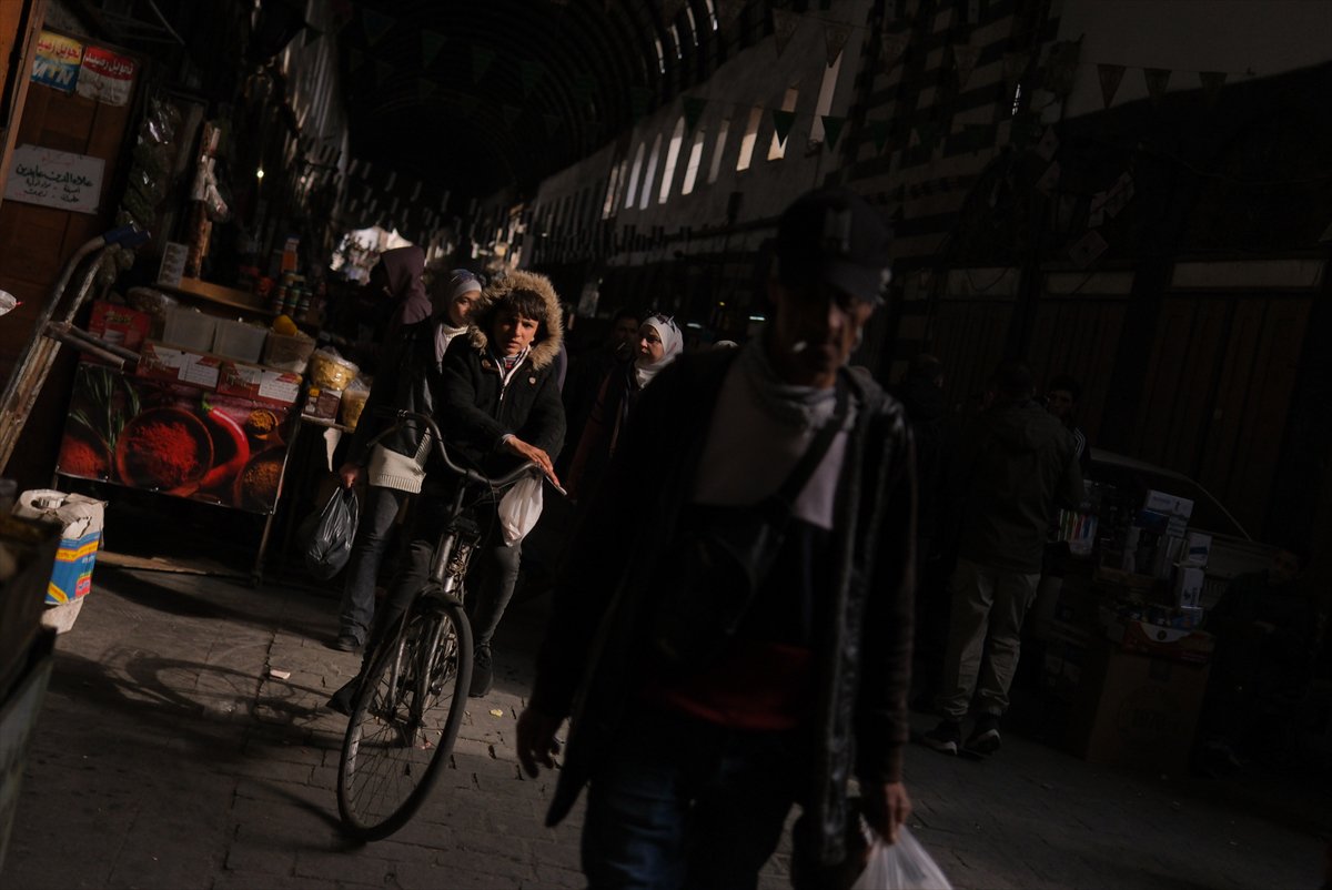 Özgür Suriye'de gülük yaşam