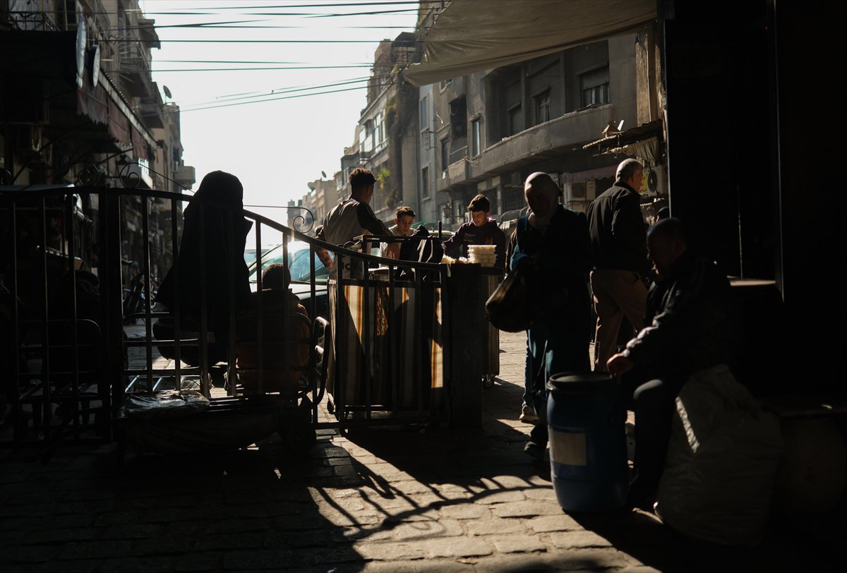 Özgür Suriye'de gülük yaşam