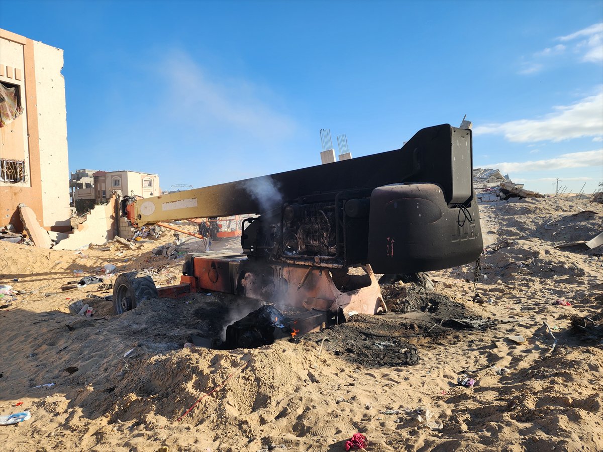 Ateşkesin ardından Gazze'nin Refah kentine dönen Filistinliler yıkımla karşılaştı