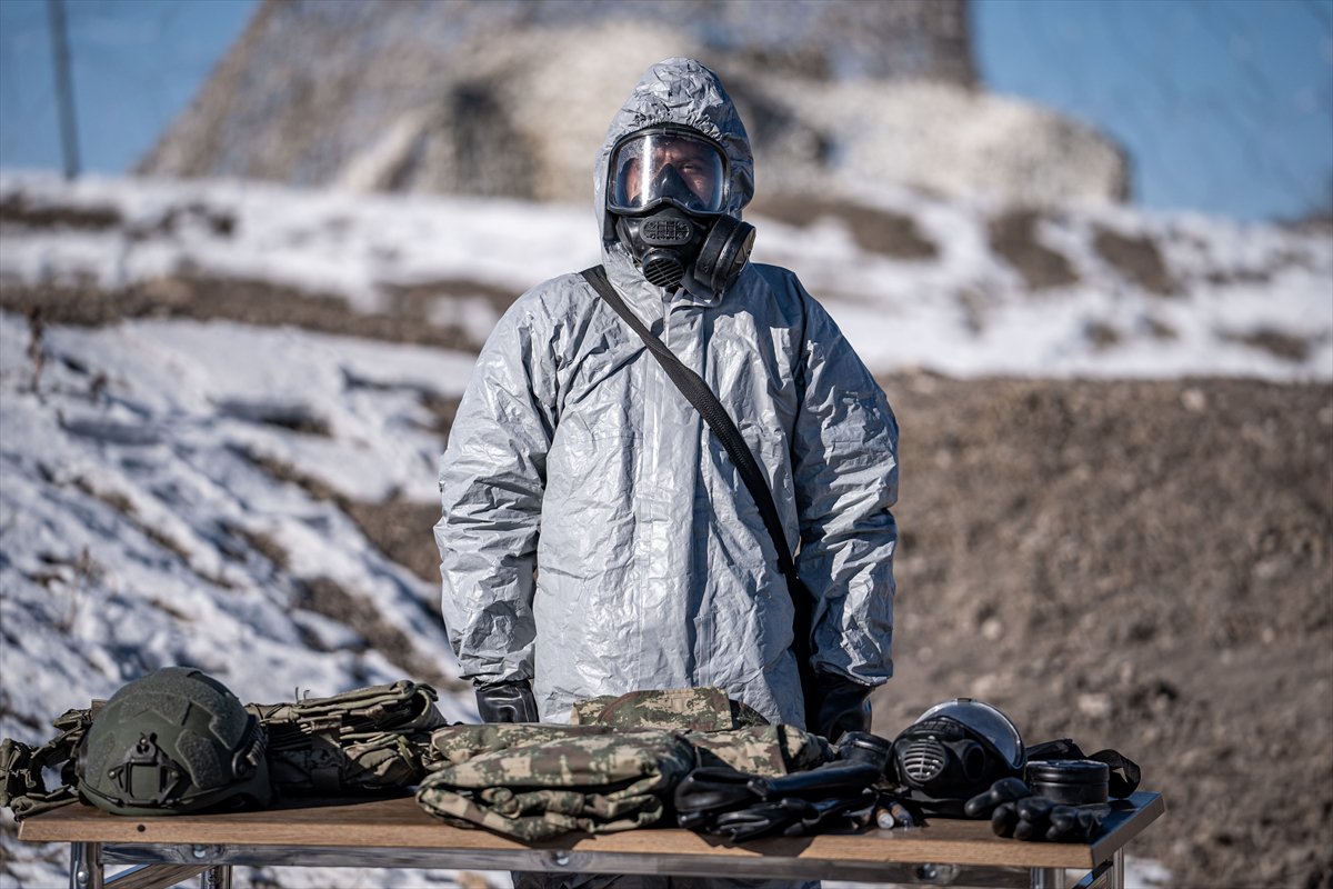 Türk Silahlı Kuvvetlerinin Kars'taki "Kış-2025 Tatbikatı" sürüyor